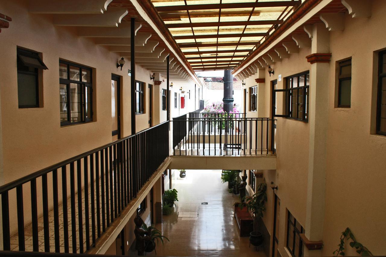 מלון Casa Blanca טקיסקיאפן מראה חיצוני תמונה